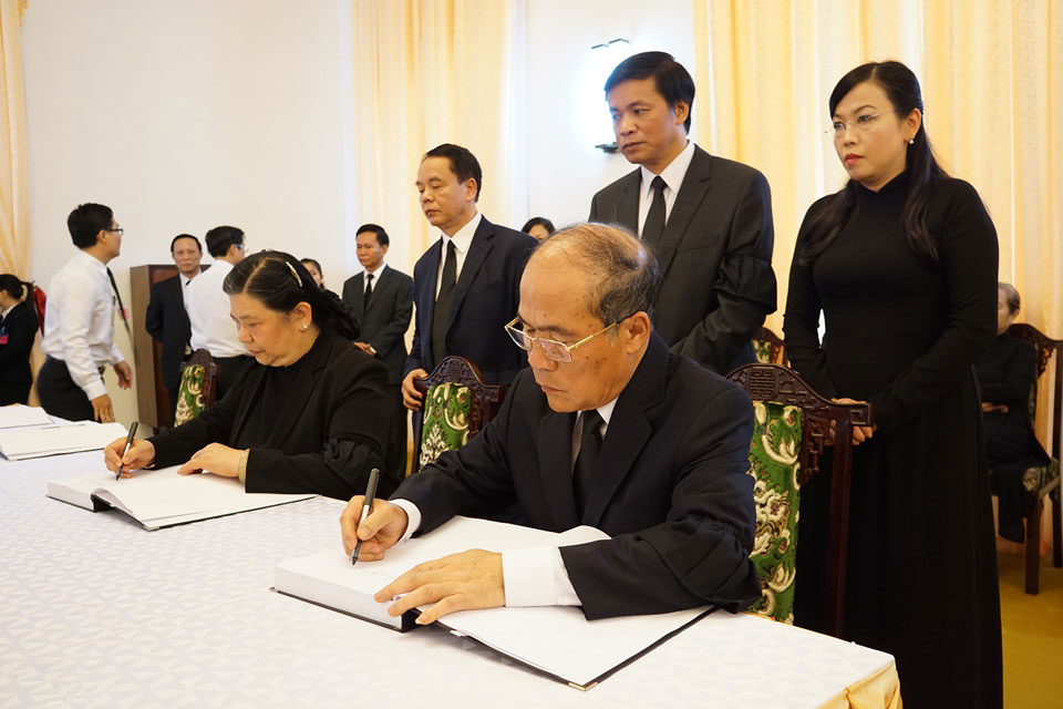 Khoảnh khắc lắng lòng tại lễ viếng nguyên Thủ tướng Phan Văn Khải